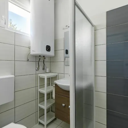 Holiday home Bercsenyi By Interhome Balatonboglar