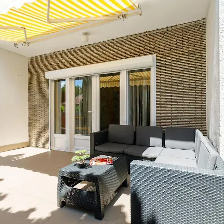 Holiday home Bercsenyi By Interhome Balatonboglar
